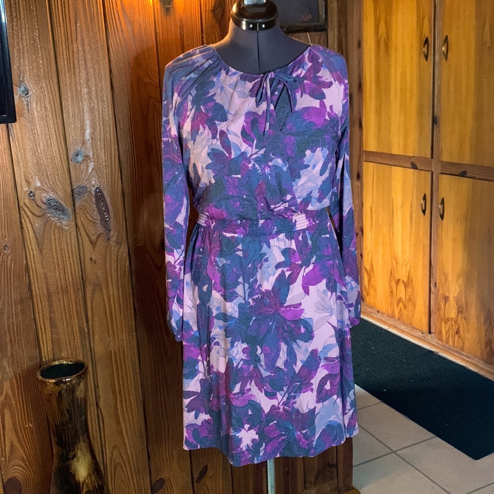 LuLaRoe Jody‎ Dress size Medium with Purple Floral Pattern